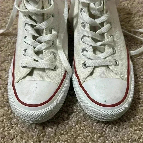 Converse - Picture 3 of 6